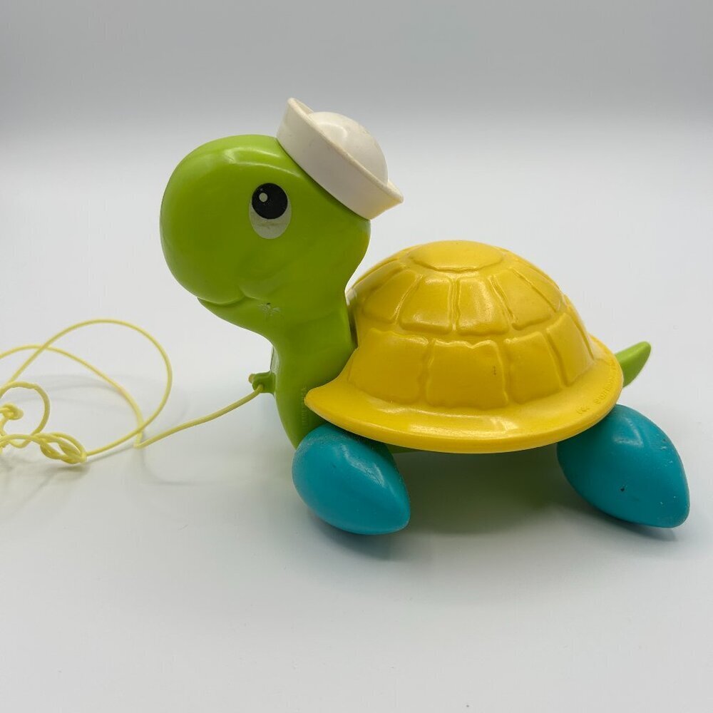 Vintage 1977 Fischer Price Tag Along Turtle Toy